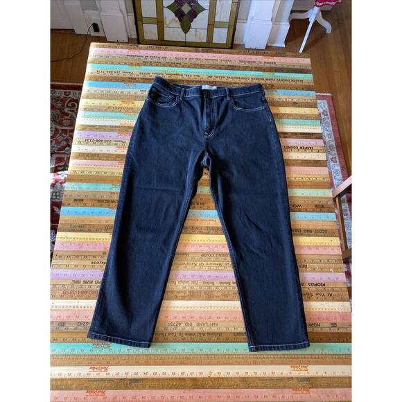 EVERLANE The Original Cheeky Straight Leg Jean Womens 33 Crop Black Wash 90s - Picture 1 of 13